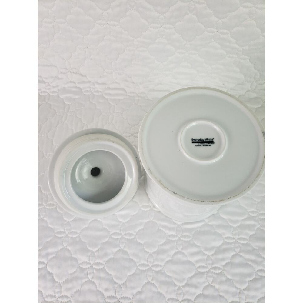 Fitz & Floyd No 2 Canister Everyday White Dry Goods Canister Porcelain & Lid - Picture 8 of 9